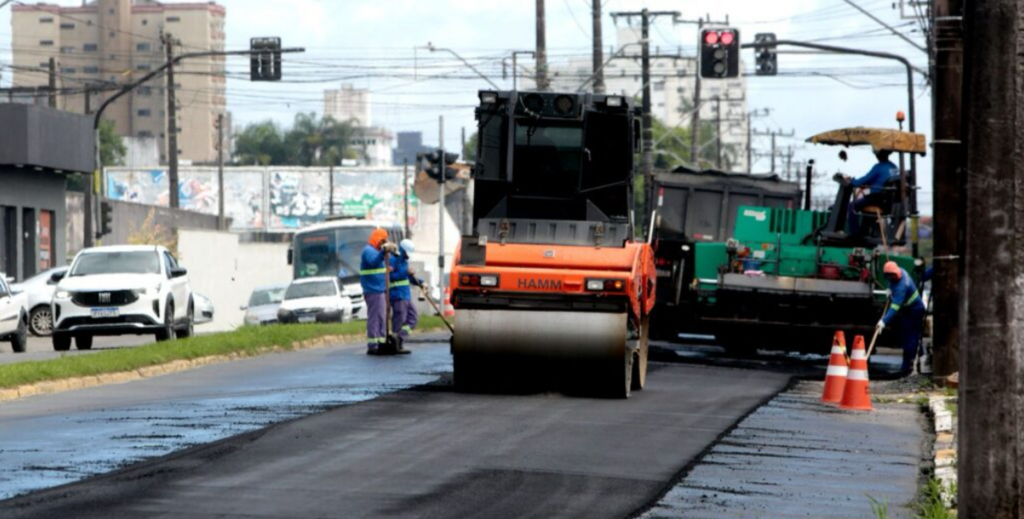 Obras na Av. Coronel Procópio Gomes alteram trânsito em Joinville