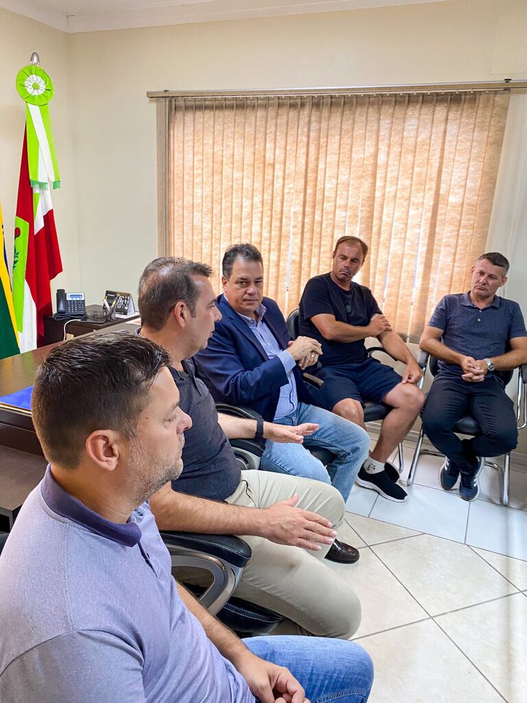 SÃO JOÃO DO SUL RECEBE EMENDA DO DEPUTADO RODRIGO MINOTTO DE R$ 1,2 MILHÃO PARA RECUPERAÇÃO DE ESTRADAS