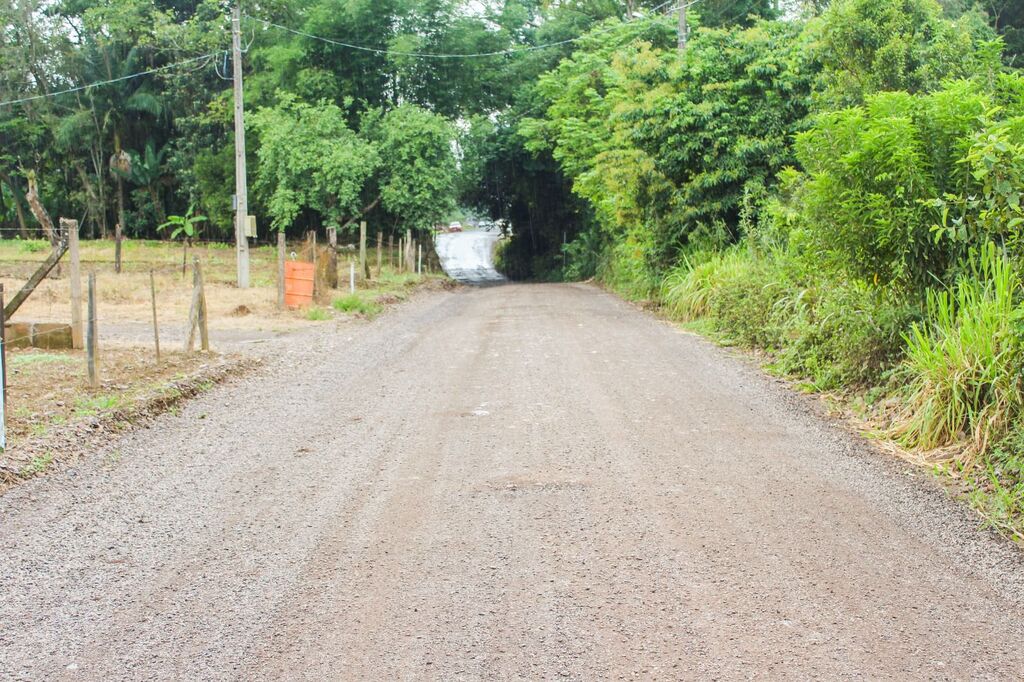 MAIS UM ACESSO DO BAIRRO LEÃO RECEBERÁ PAVIMENTAÇÃO ASFÁLTICA