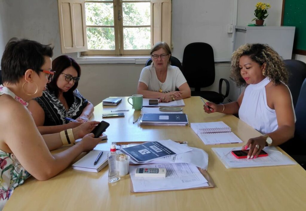 Secretarias se reúnem para implementar primeiro Ambulatório Trans em Bagé