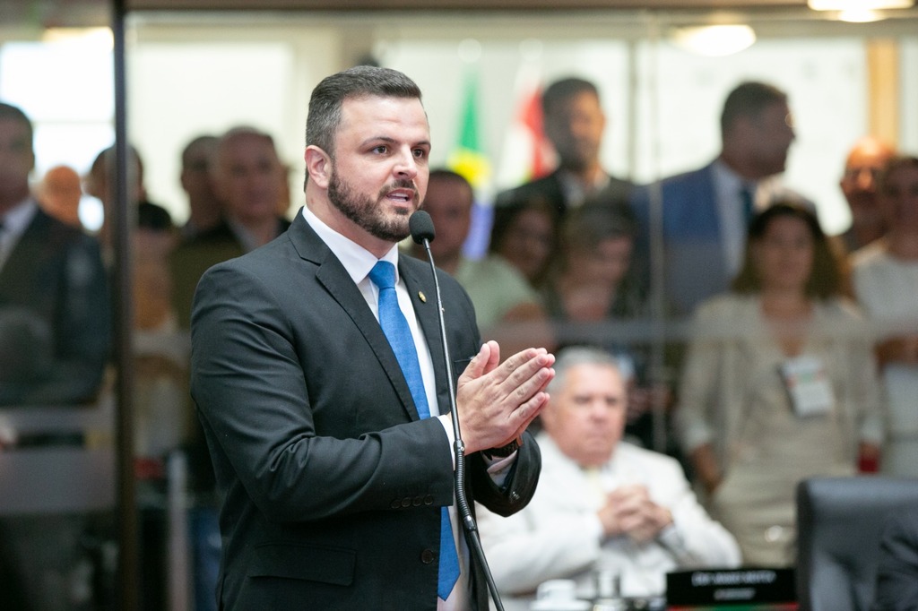 Lucas Neves integrará Mesa Diretora da Alesc no biênio 2025-2026