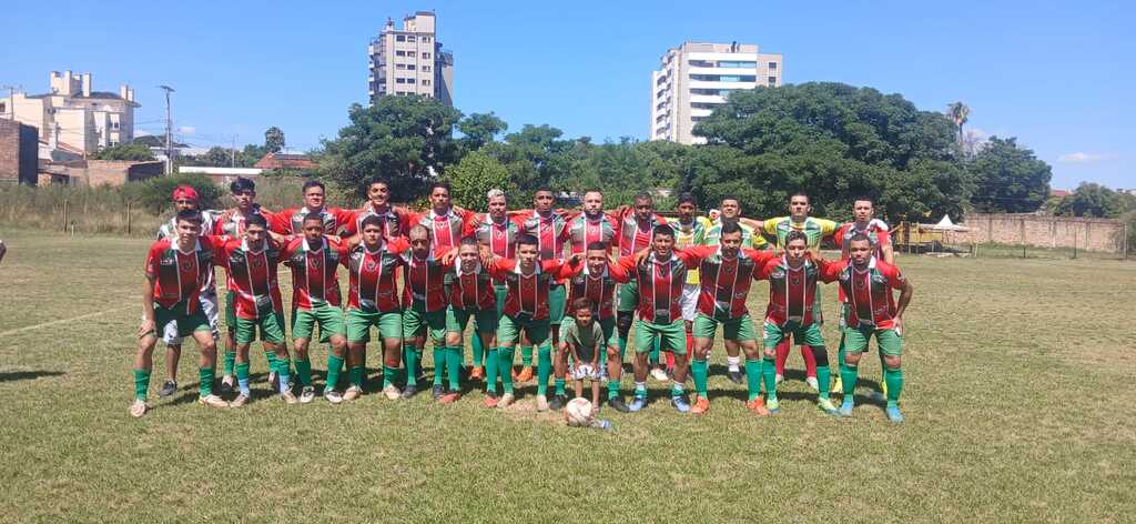 Camarões vence e disputa título da LAU com Guarani