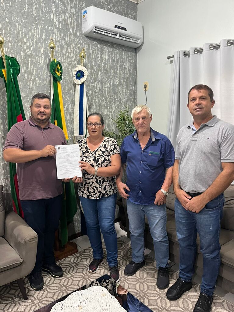 PREFEITURA DE MORRINHOS DO SUL CEDE PRÉDIO PARA CLUBE DE MÃES CORONEL SEVERIANO