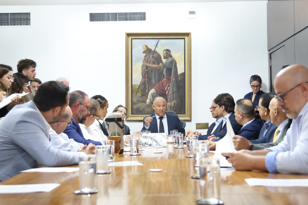 Assembleia somente votará projetos a partir do dia 18